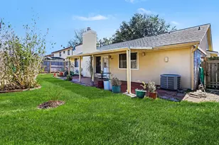 6810 Casablanca Dr, Houston, TX 77088 - Photo 31