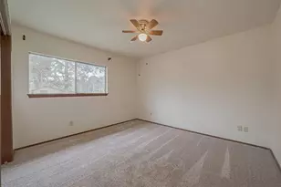227 Glencairn Ct, Houston, TX 77336 - Photo 23