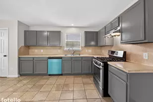 306 Mantova Dr, Houston, TX 77073 - Photo 13