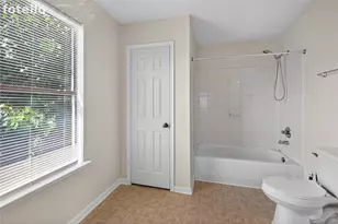 306 Mantova Dr, Houston, TX 77073 - Photo 19