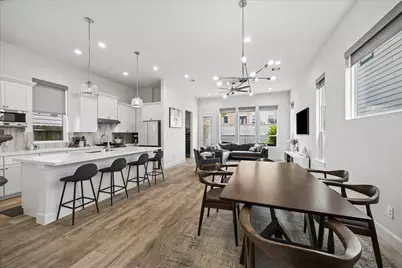 2804 Grand Fountains Drive #B, Houston, TX 77054 - Photo 11