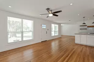 1834 Norcrest Dr, Houston, TX 77055 - Photo 3