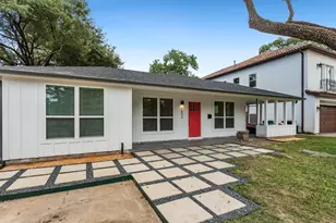 1834 Norcrest Dr, Houston, TX 77055 - Photo 1