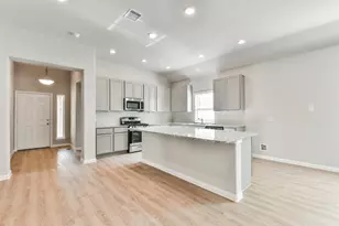 3911 Sugardale St, Baytown, TX 77521 - Photo 9