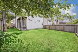 5120 E Lacey Garden Loop, Houston, TX 77018 - Photo 29