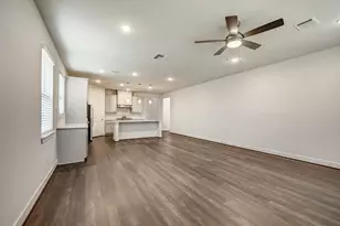 111 E Silky Sephora Ct, Montgomery, TX 77316 - Photo 5