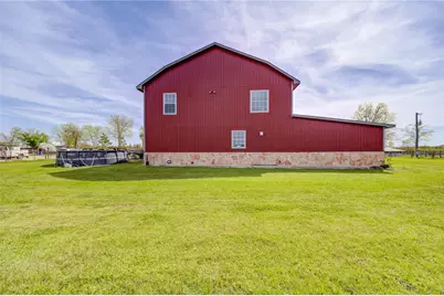 8570 Sunny Side Road, Hempstead, TX 77445 - Photo 9