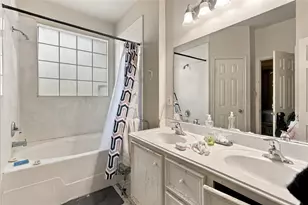 9711 Signet St St, Houston, TX 77029 - Photo 27