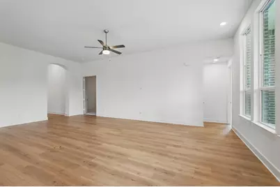 12242 Valencia Boulevard, Mont Belvieu, TX 77523 - Photo 13