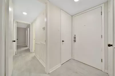 2822 Briarhurst Drive #45, Houston, TX 77057 - Photo 17