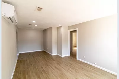 5505 Malmedy Road, Houston, TX 77033 - Photo 3