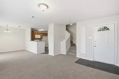 10241 Azalea Village, Houston, TX 77088 - Photo 3