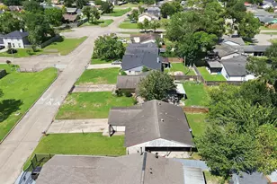 2626 John Ralston Rd, Houston, TX 77013 - Photo 5