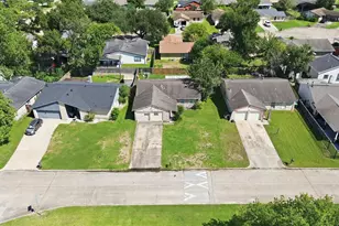2626 John Ralston Rd, Houston, TX 77013 - Photo 17