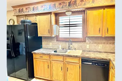 710 S Main Street, Tehuacana, TX 76686 - Photo 13