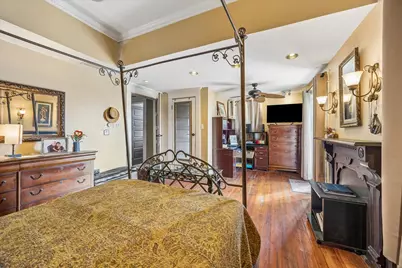 715 Broadway Street, Galveston, TX 77550 - Photo 17