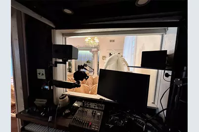 715 Broadway Street, Galveston, TX 77550 - Photo 9