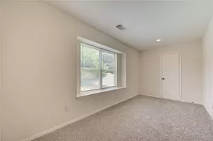8206 Tiger Ln, Houston, TX 77040 - Photo 19