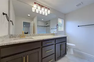 8206 Tiger Ln, Houston, TX 77040 - Photo 27