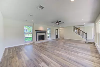 8206 Tiger Lane, Houston, TX 77040 - Photo 5