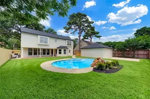 8206 Tiger Ln, Houston, TX 77040 - Photo 31