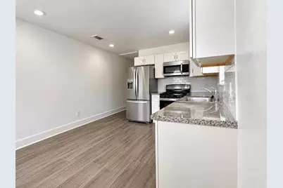724 E 39th Street #B, Houston, TX 77022 - Photo 3