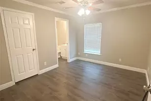 113 Varsity Dr, Huntsville, TX 77340 - Photo 11