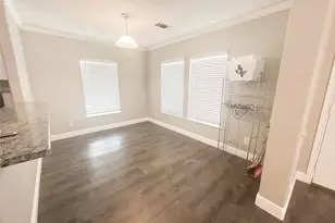 113 Varsity Dr, Huntsville, TX 77340 - Photo 5