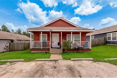 113 Varsity Drive, Huntsville, TX 77340 - Photo 1