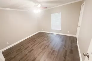 113 Varsity Dr, Huntsville, TX 77340 - Photo 13