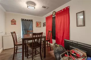 113 Varsity Dr, Huntsville, TX 77340 - Photo 9