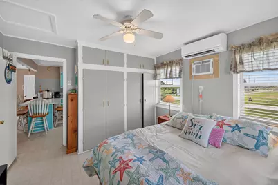 975 Holiday Drive, Crystal Beach, TX 77650 - Photo 19
