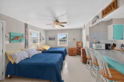 975 Holiday Drive, Crystal Beach, TX 77650 - Photo 9