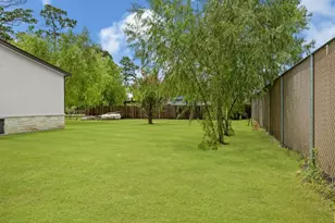 9623 Meadowvine Dr, Houston, TX 77044 - Photo 39