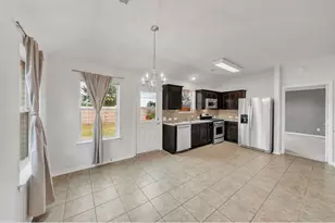 9807 Onyx Trail Dr, Rosharon, TX 77583 - Photo 7