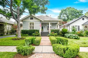 209 E Woodland St, Houston, TX 77009 - Photo 1