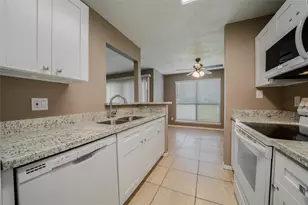 8481 Sands Point Dr, Houston, TX 77036 - Photo 5