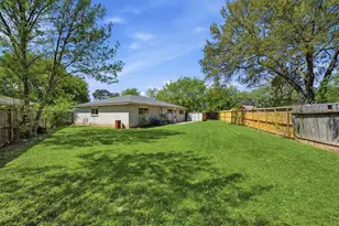 7530 Millbrae Ln, Houston, TX 77041 - Photo 15