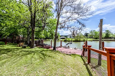 23 Hunters Creek Drive, Huntsville, TX 77340 - Photo 31