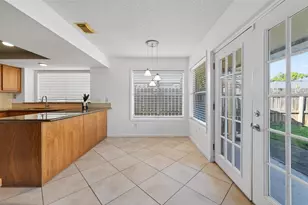 2307 Brook View Ln, Sugar Land, TX 77479 - Photo 13