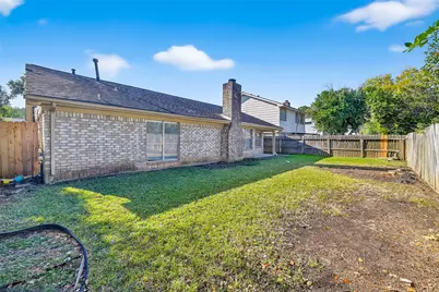 2307 Brook View Lane, Sugar Land, TX 77479 - Photo 33