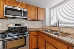 2307 Brook View Ln, Sugar Land, TX 77479 - Photo 21