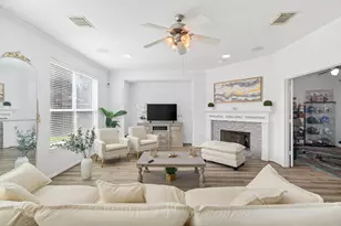 63 N Arrow Canyon Cir, The Woodlands, TX 77389 - Photo 9