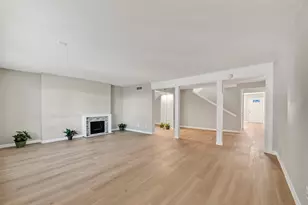 781 Country Pl Dr, Houston, TX 77079 - Photo 7