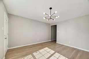 781 Country Pl Dr, Houston, TX 77079 - Photo 15