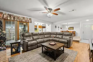 15718 Brookford Dr, Houston, TX 77059 - Photo 7