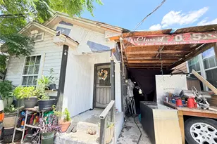 7037 Avenue L, Houston, TX 77011 - Photo 1