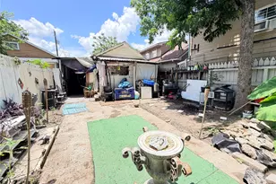 7037 Avenue L, Houston, TX 77011 - Photo 9