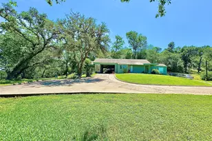 1601 Hwy 77 S, La Grange, TX 78945 - Photo 9