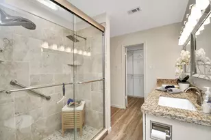 9632 Bayou Brook St, Houston, TX 77063 - Photo 31